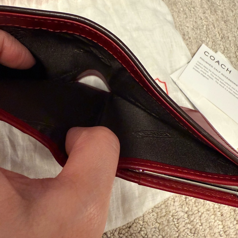 Coach Vintage Red Leather Wallet - Picture 5 of 6